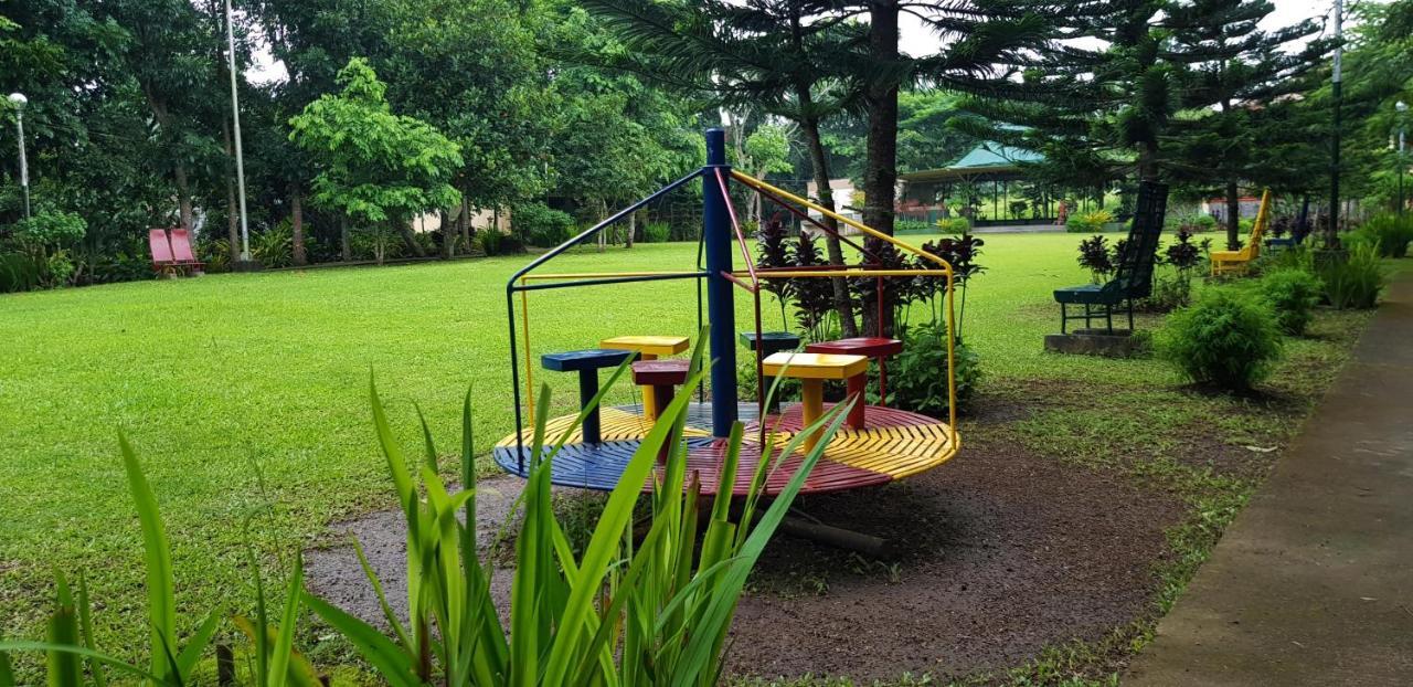 Tagaytay Summer House Tagaytay City Екстериор снимка