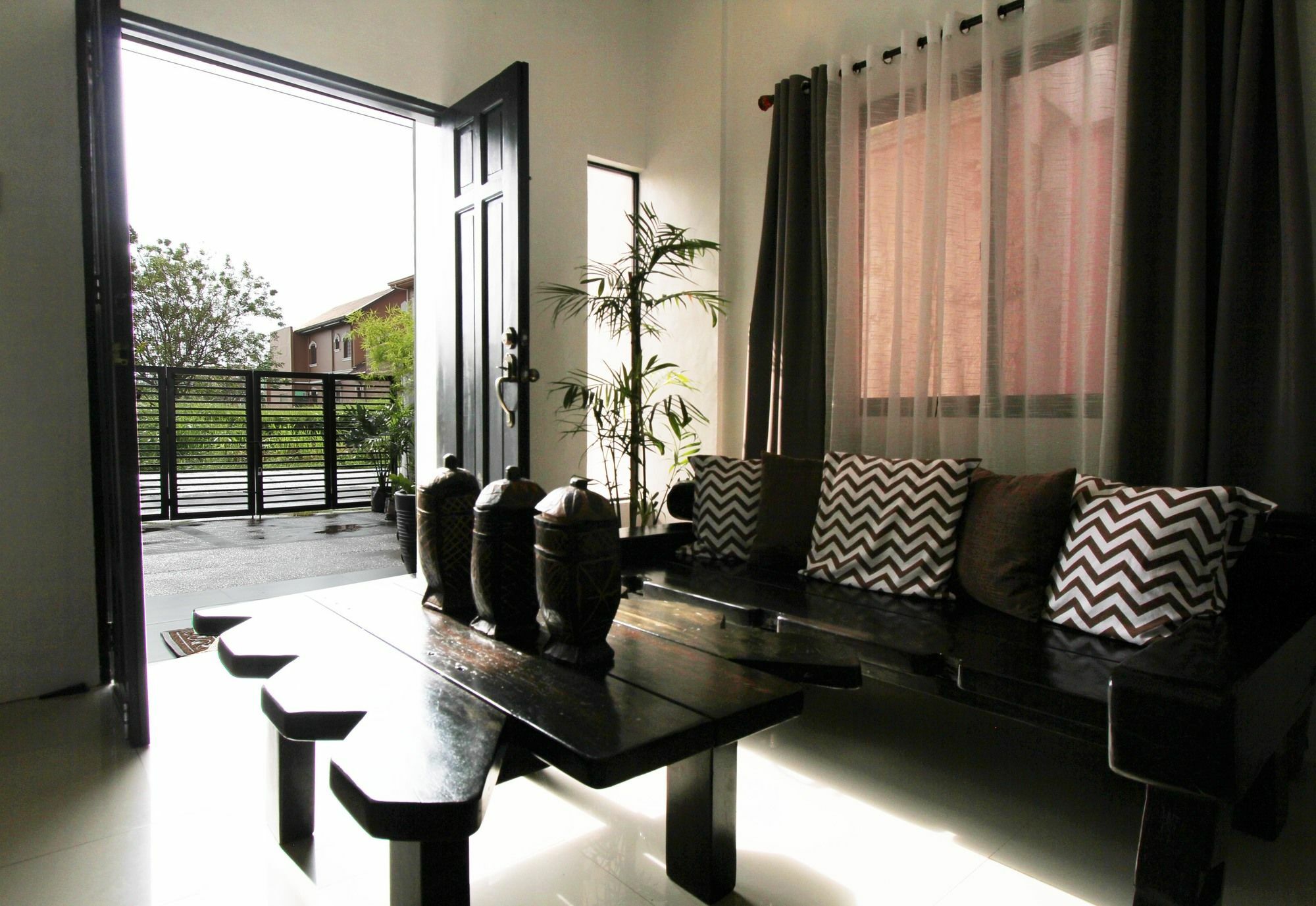 Tagaytay Summer House Tagaytay City Екстериор снимка